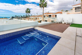 Villa Riviera de 4 dormitorios con piscina.